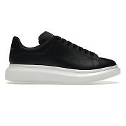 Alexander McQueen Oversized Black White Sole 553680WHGP51000 - 1