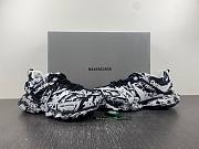 Balenciaga Track Graffiti Black White 542023W3RRA1090 - 4