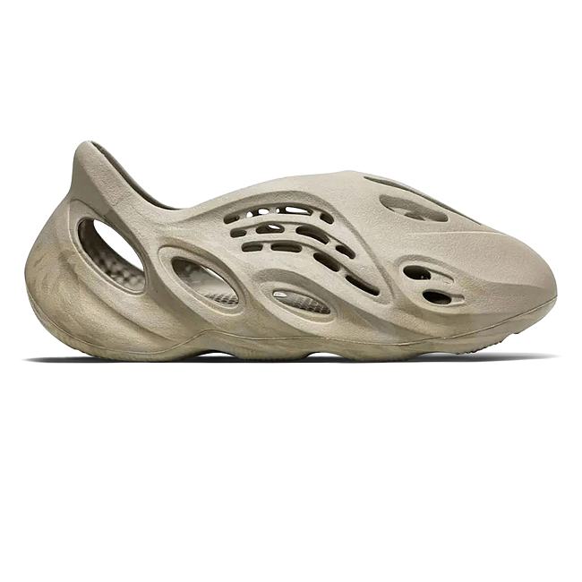 Adidas Yeezy Foam RNR Stone Salt GV6840 - 1