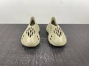 Adidas Yeezy Foam RNR Stone Salt GV6840 - 4