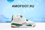 Air Jordan 4 Retro SB Pine Green DR5415-103 - 1