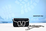 Valentino Garavani Locò small shoulder bag in black 20x11x5cm - 1