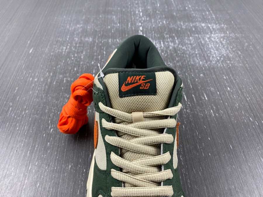 sb dunk low eire