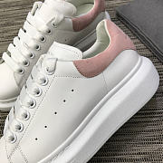 Alexander McQueen Wmns Oversized Sneaker ‘White Patchouli’ - 6