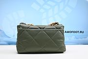 Chanel 19 Flap Bag Lamb Green 26 x 16 x 9 cm - 4