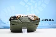 Chanel 19 Flap Bag Lamb Green 26 x 16 x 9 cm - 2