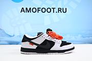 Nike SB Dunk Low TIGHTBOOTH FD2629-100 - 1