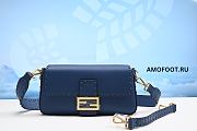 Fendi Baguette Blue Selleria bag with oversize topstitching 15x27x6cm - 1