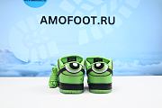 The Powerpuff Girls x Dunk Low Pro SB QS 'Buttercup' FZ8319-300 - 2