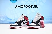 Air Jordan 1 Retro Black Toe 555088-125 - 4