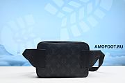 Louis Vuitton Outdoor Messenger Bag 'Black' 21cm - 2
