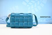 Bottega Veneta Padded Intreccio Cassette Crossbody Bag Mallard 26cm - 1