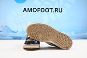 Nike SB Dunk Low Travis Scott  CT5053-001 - 4