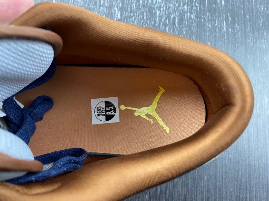 jordan 1 multicolor swoosh phantom