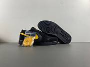 Air Jordan 1 Low 'Black University Gold' 553558-071 - 4