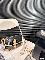 Louis Vuitton Diane for women in black 24cm - 2