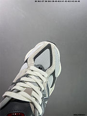 New Balance 9060 Rain Cloud Grey - 5