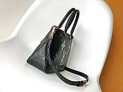 Louis Vuitton Trianon PM Bag Black Size 28 x 18 x 8 cm - 2