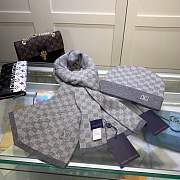 Louis Vuitton grey Damier checkerboard hat beanie - 2