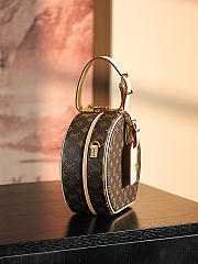 Louis Vuitton Mini Boite Chapeau 13 x 12 x 6.5 cm - 6