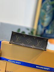 Louis Vuitton M81295 Petit Sac Plat Bag 14 x 17 x 5 cm - 4