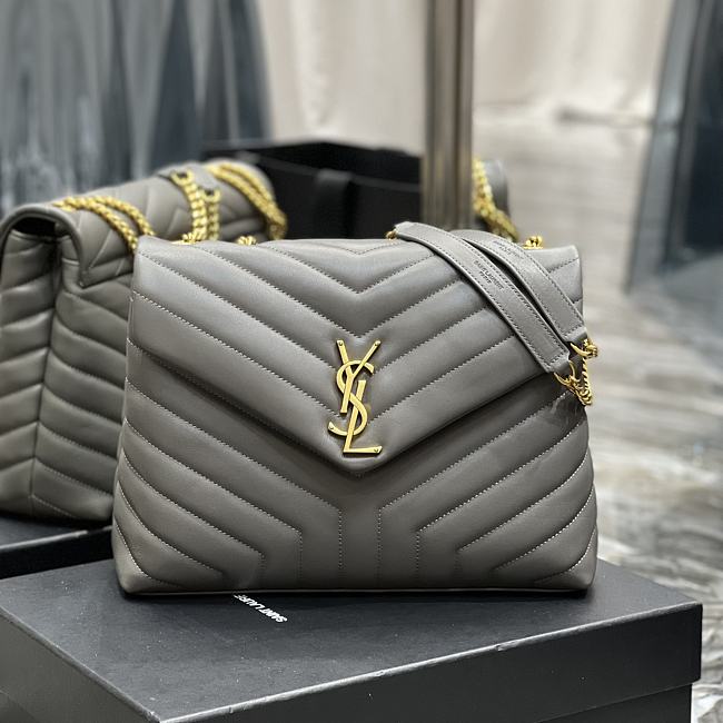 Saint Laurent Loulou quilted shoulder bag 25x17x9cm - 1