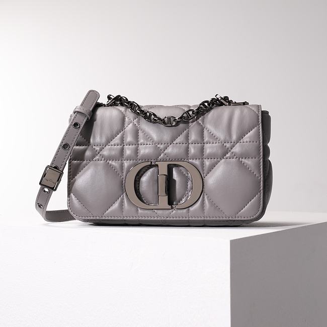 Dior Caro Medium Quilted Macrocannage Calfskin 20x12x7cm - 1