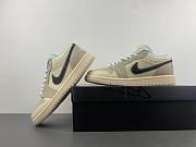 Air Jordan 1 Low SE 'Sanddrift Glacier Blue' HQ3440-101 - 3