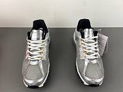 Nike Air Max 2013 Metallic Silver Gold HJ7901-095 - 3
