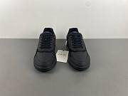B27 Low Top Sneaker Black Grained Calfskin and Black Dior Gravity Leather - 4
