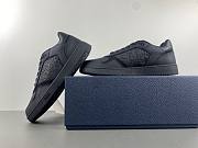 B27 Low Top Sneaker Black Grained Calfskin and Black Dior Gravity Leather - 2
