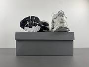 Balenciaga Runner White Black Gradient 772774 WRUNG 9010 - 6