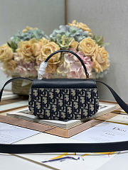 Dior Small 30 Montaigne Avenue Top Handle Bag 19 x 10 x 8 cm - 6