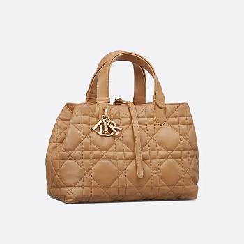 Dior Medium Tan Macrocannage Calfskin 28.5 x 21.5 x 17 cm