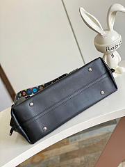 Louis Vuitton x Takashi Murakami CarryAll Vibe MM Black 30 x 15 x 39 cm - 2