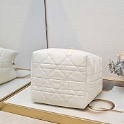 Small Dior Toujours Vertical Tote Bag Latte Macrocannage Calfskin 18.5 x 18.5 x 12 cm - 6