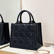 Small Dior Book Tote Black Macrocannage Calfskin 26.5 x 22 x 14 cm - 2