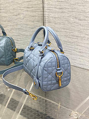 Dior Groove 20 Bag Pale Blue Macrocannage Calfskin 20.5 x 13.5 x 12 cm - 4
