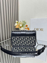 Dior 30 Montaigne East-West Bag with Chain - Blue Dior Oblique Jacquard and Smooth Calfskin 21 x 12 x 6 cm - 4