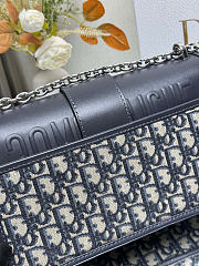 Dior 30 Montaigne East-West Bag with Chain - Blue Dior Oblique Jacquard and Smooth Calfskin 21 x 12 x 6 cm - 2
