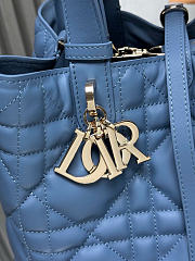 Medium Dior Toujours Bag - Denim Blue Macrocannage Calfskin 28.5 x 21.5 x 17 cm - 6