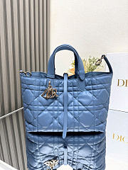 Medium Dior Toujours Bag - Denim Blue Macrocannage Calfskin 28.5 x 21.5 x 17 cm - 2