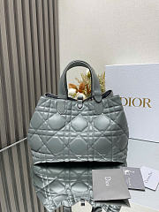 Medium Dior Toujours Bag - Stone Gray Macrocannage Calfskin 28.5 x 21.5 x 17 cm - 6