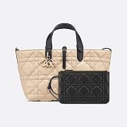 Medium Dior Toujours Bag Rope Beige and Black Macrocannage Calfskin 28.5 x 21.5 x 17 cm - 1