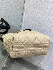 Medium Dior Toujours Bag Rope Beige and Black Macrocannage Calfskin 28.5 x 21.5 x 17 cm - 3