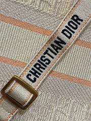 Small Dior Book Tote Beige Dior Oblique Embroidered Raffia and Camel Calfskin 26.5 x 22 x 14 cm - 3