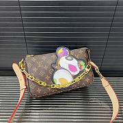 Louis Vuitton x Takashi Murakami Panda Pochette Accessories Monogram 13 x 4 x 22 cm - 5