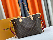 Louis Vuitton Neverfull Bandouliere MM Inside Out Monogram/Rose Pondichery 28 x 14 x 31 cm - 4