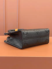 Louis Vuitton OnTheGo BB Black 15 x 8.5 x 18 cm - 6