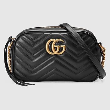 GG Marmont small shoulder bag - Black matelassé chevron leather 24cm